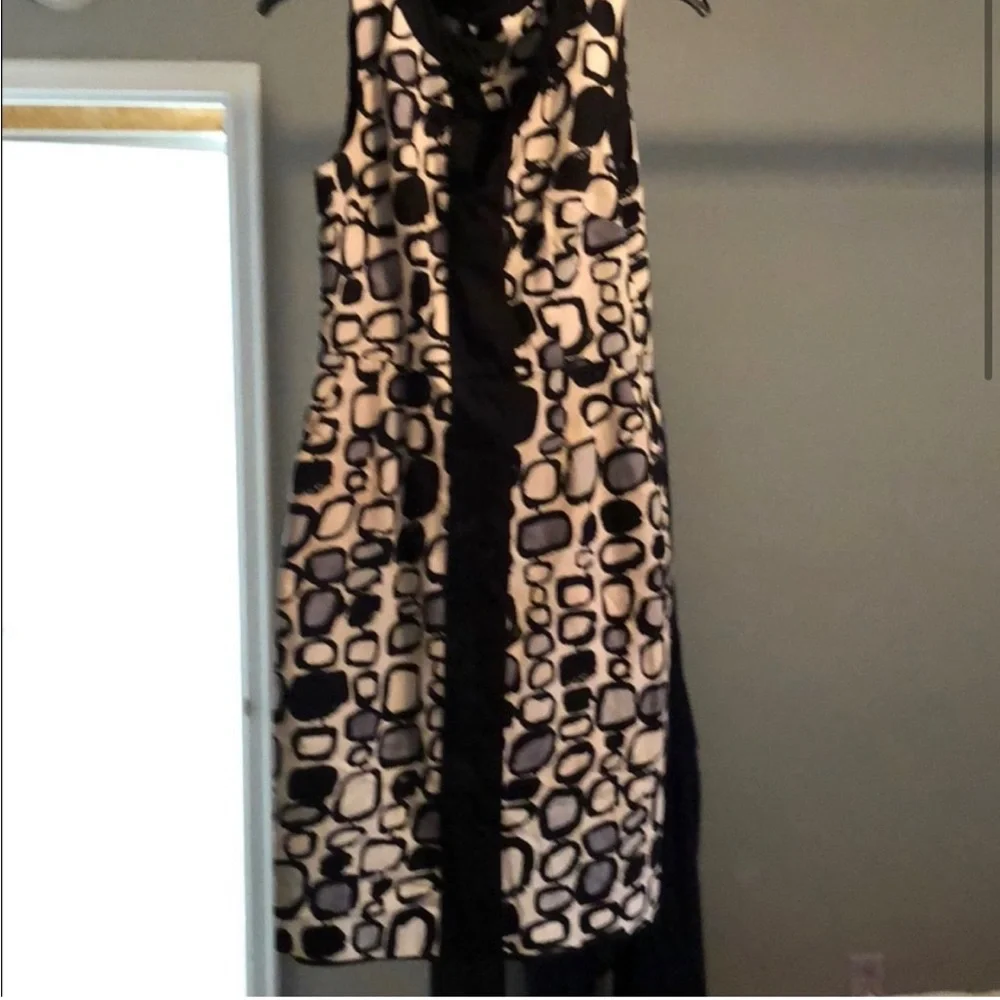 Women’s haul of ten items - Picture 2 of 16